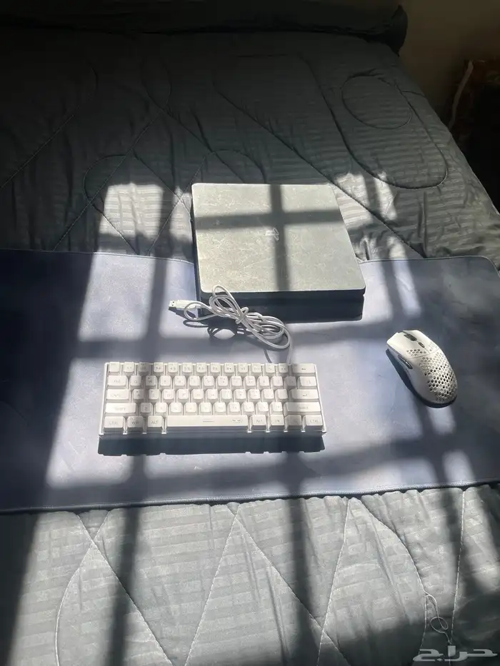 ماوس و كيبورد و سوني 4 و ماوس باد 0