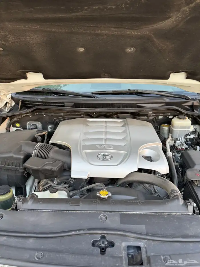 لاندكروزر VXR 2015 بريمي ( وكالة ) 69