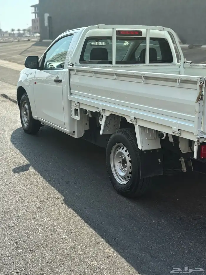 ديماكس ايسوزا غمارة 2021 ديزل جوانب 2