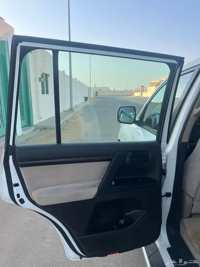 لاندكروزر 7