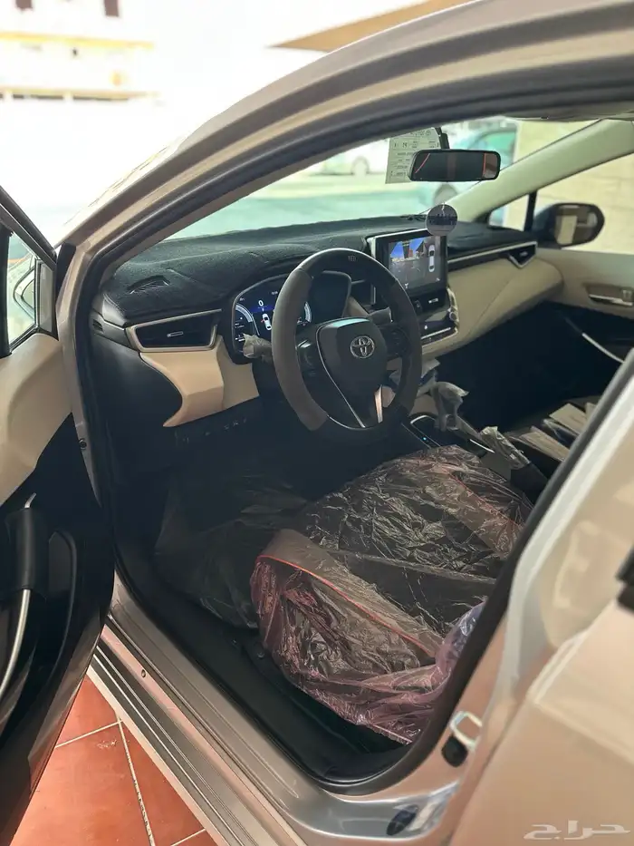 كورولا 2024 GLI هايبرد اعلى فئة - ممشى قليل - شبه وكالة 20