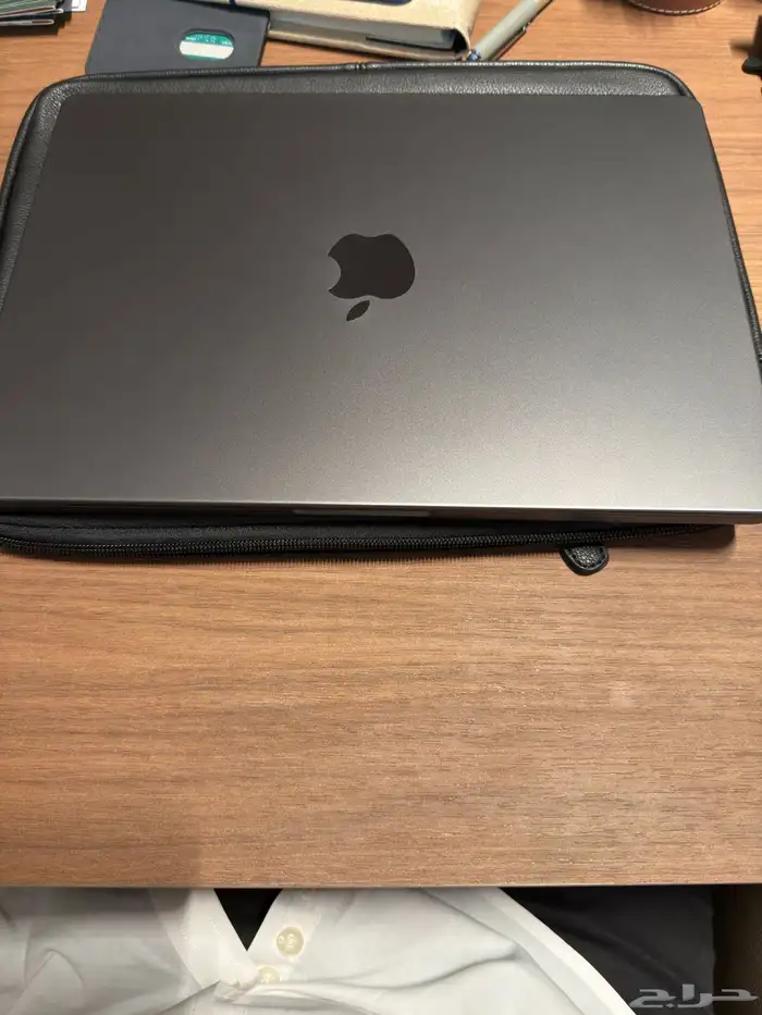 MacBook Pro m4 ماك بوك برو ام 4 0