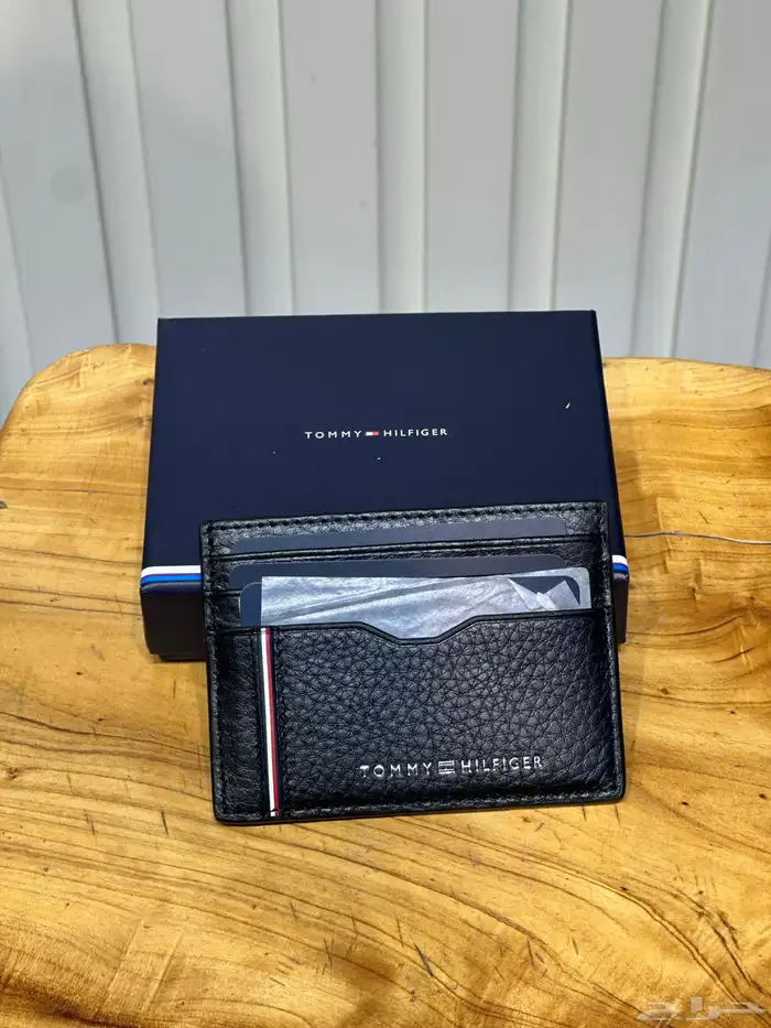محفظة بطاقات ماركة تومي هيلفيقر 0
