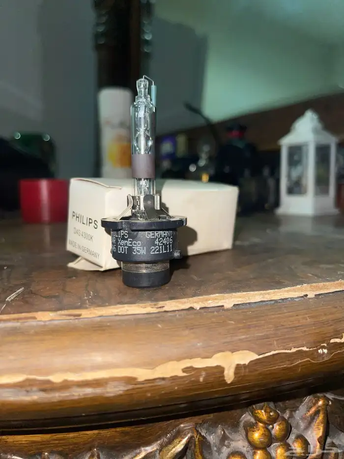 لمبه زينون فيليبس صناعه الماني جديده ما استخدمت أبدا 1