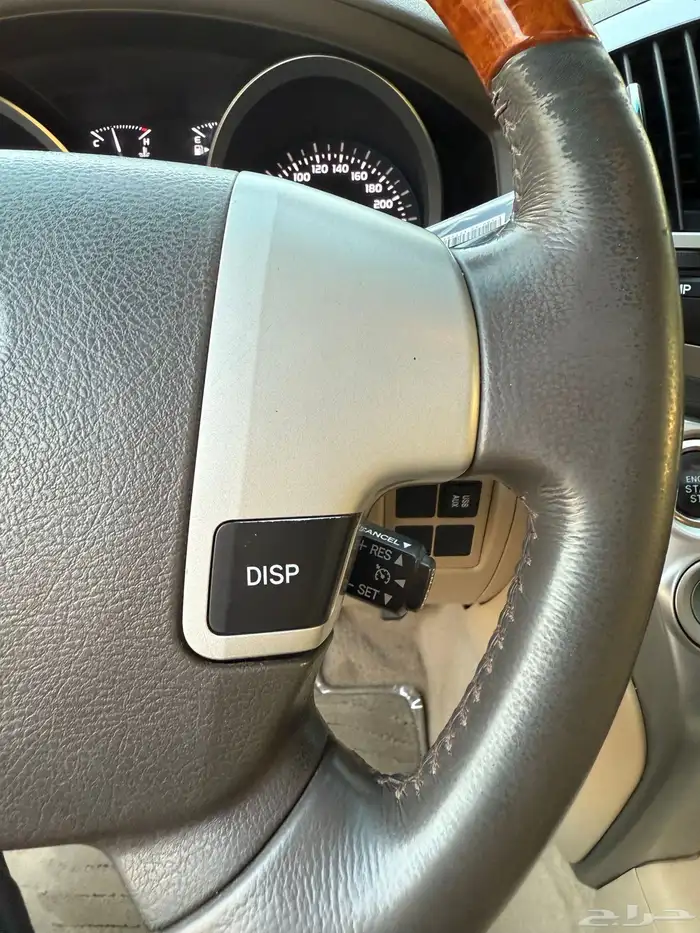 لاندكروزر VXR 2015 بريمي ( وكالة ) 56