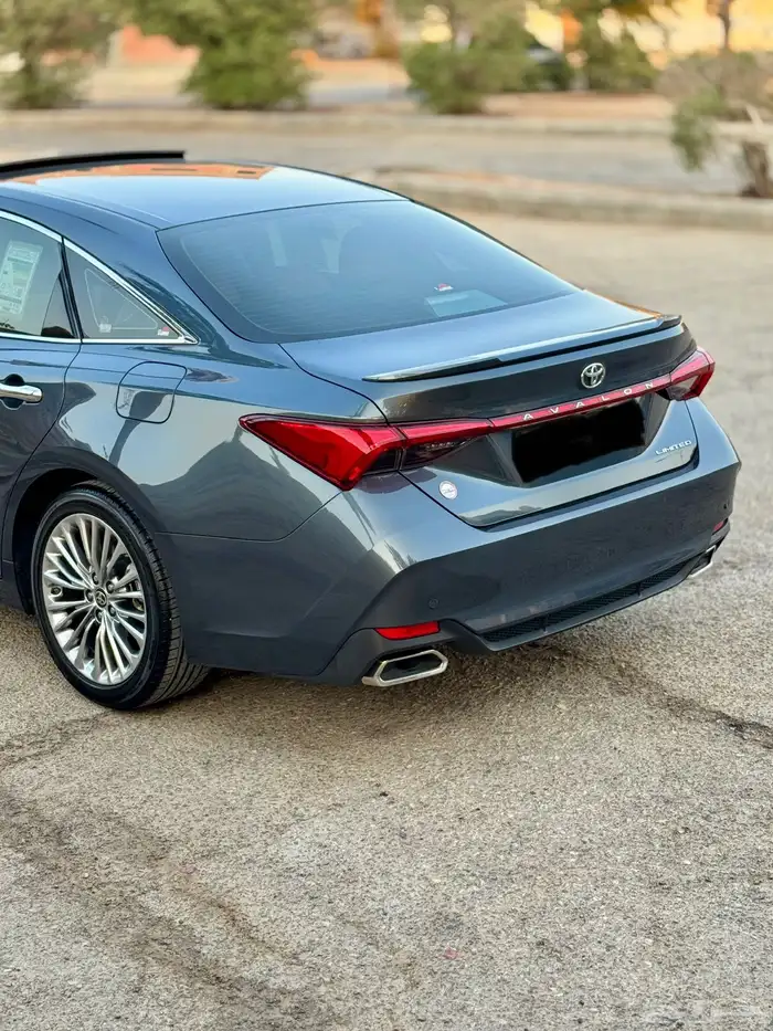 للبيع افالون 2021 ((فل كامل)) نظيفة جدا  ((ممشى قليل)) 18