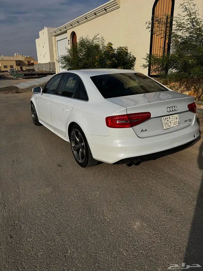 اودي A4 8