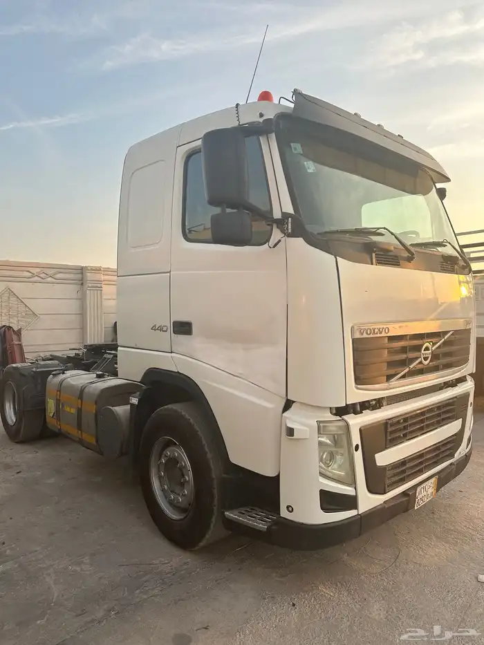 فولفو زاهد 2011 للبيع 2