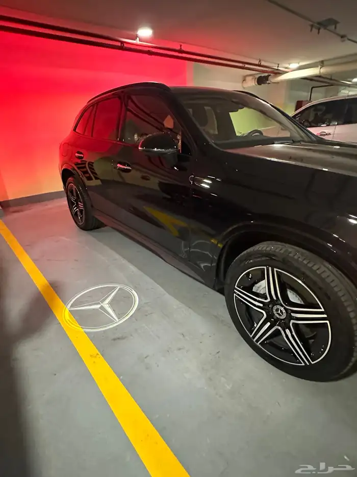 مرسيدس GLC300 AMG موديل 2025 شبه جديد ضمان الجفالي 26