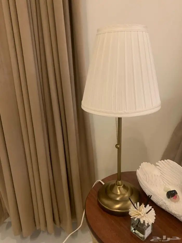 اثاث  غرفة نوم   عزبه و اغراضه 7