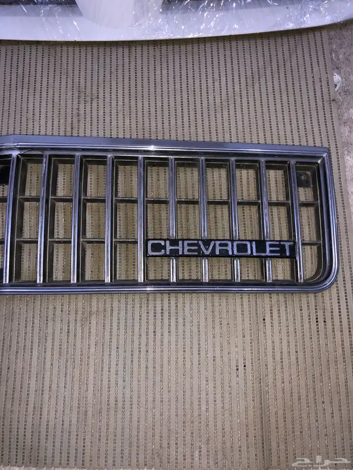 شبك أمامي كابريس 86-90 أصلي GM مستخدم 2