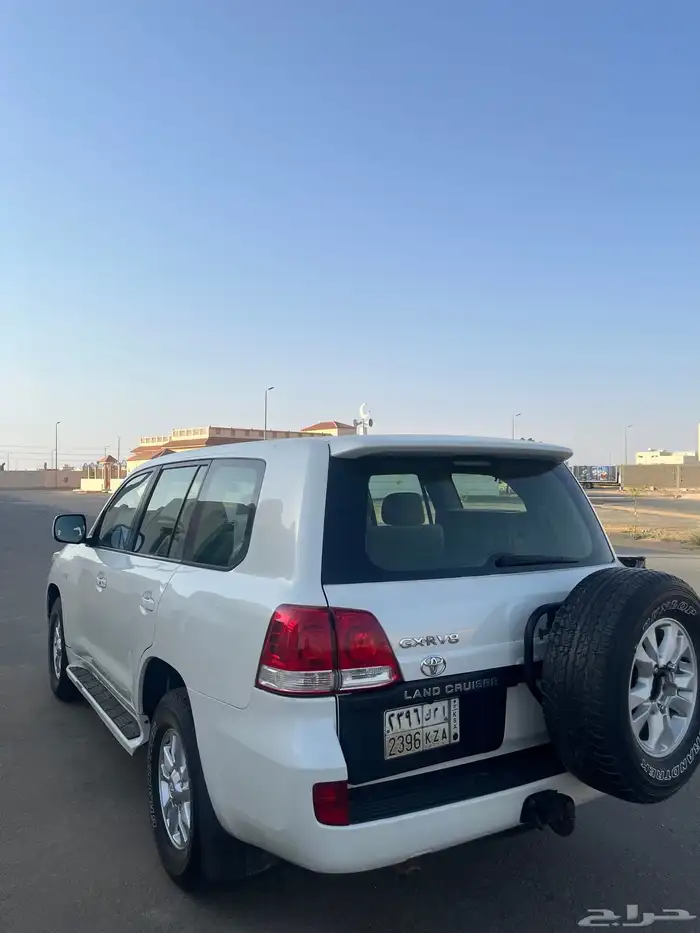 لاندكروزر 4