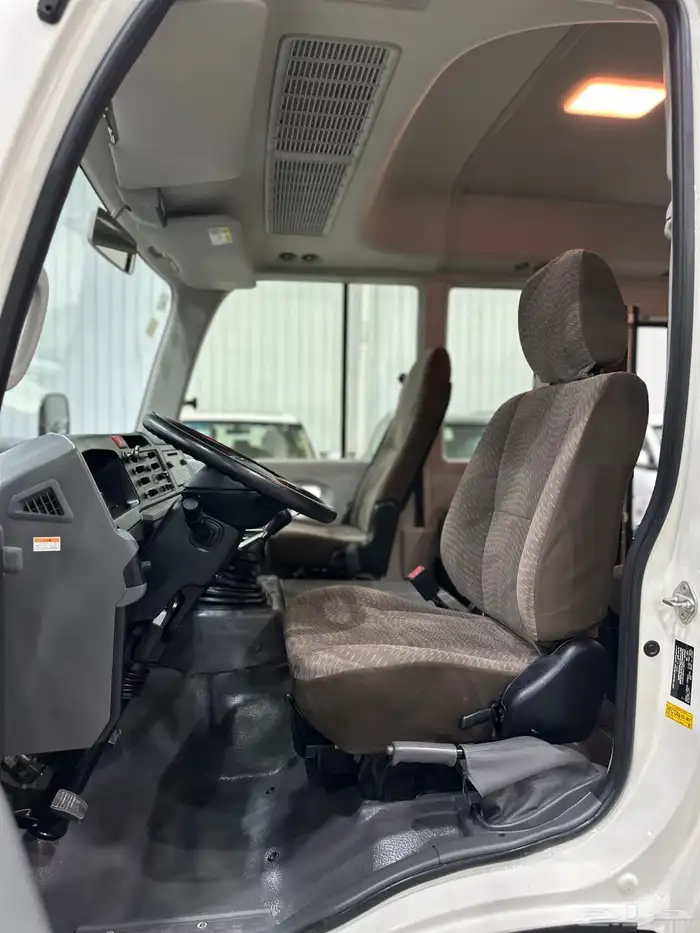 كوستر 2022 ديزل 23 راكب 9