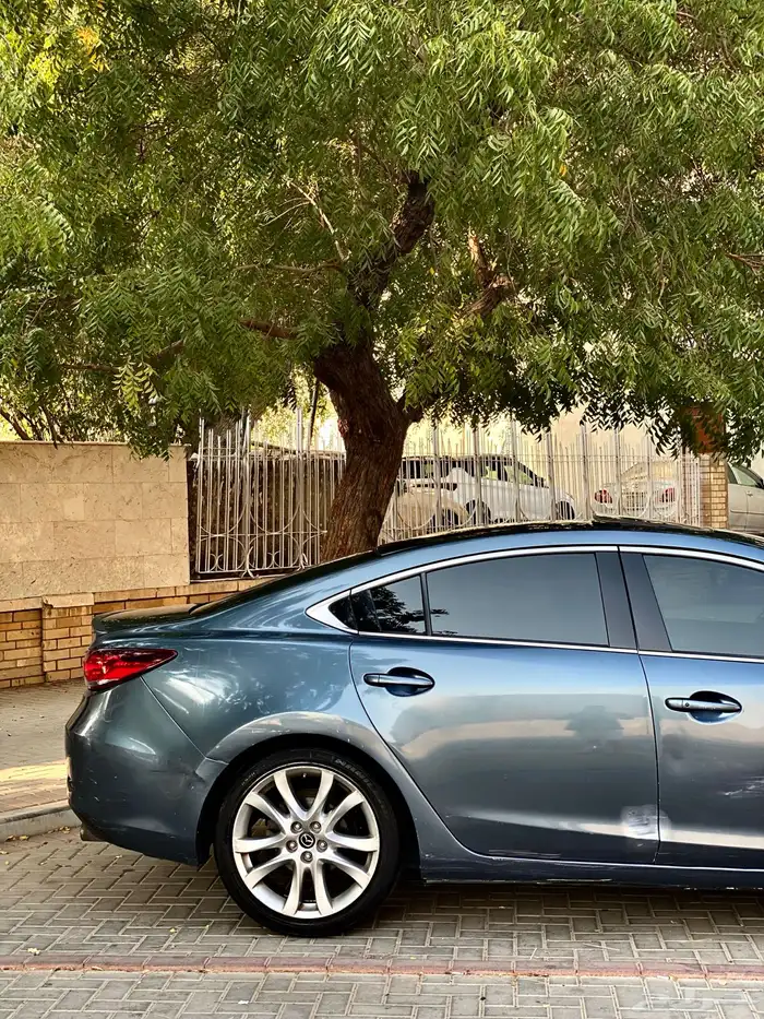 للبيع مازدا 6 فل كامل 2014 نظيف 9