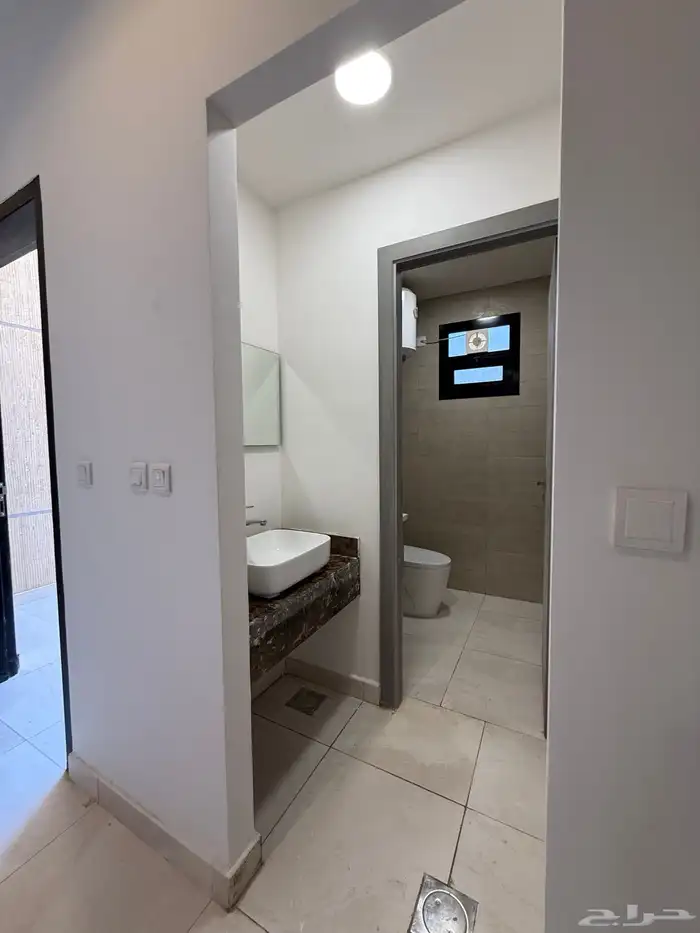 فيلا جديدة فاخرة للإيجار إسكان فالي شارعين 3500 ريال شهريا 10