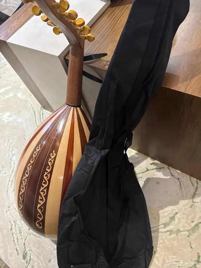 عود عزف للبيع 2