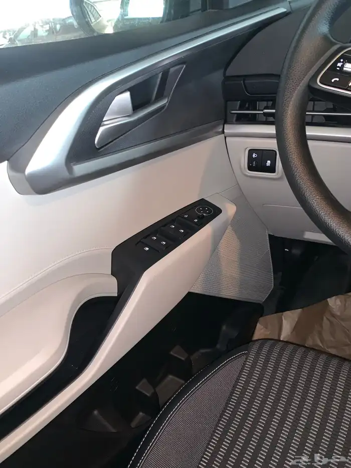 كيا كارينز مطور 7 مقاعد 2025 LX 21