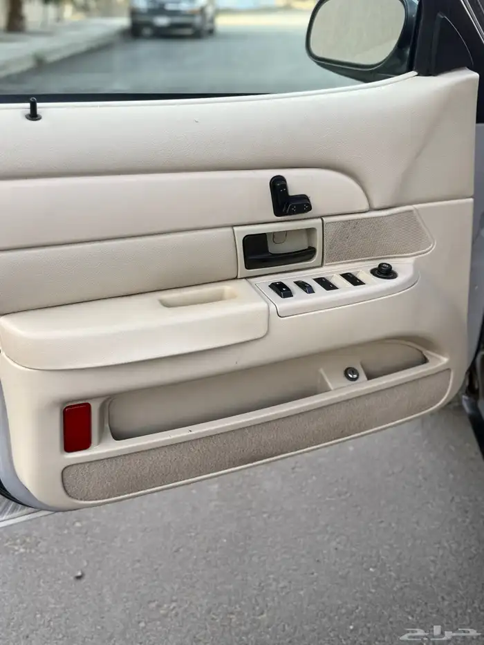 فورد فكتوريا سعودي وكالة 2011 36