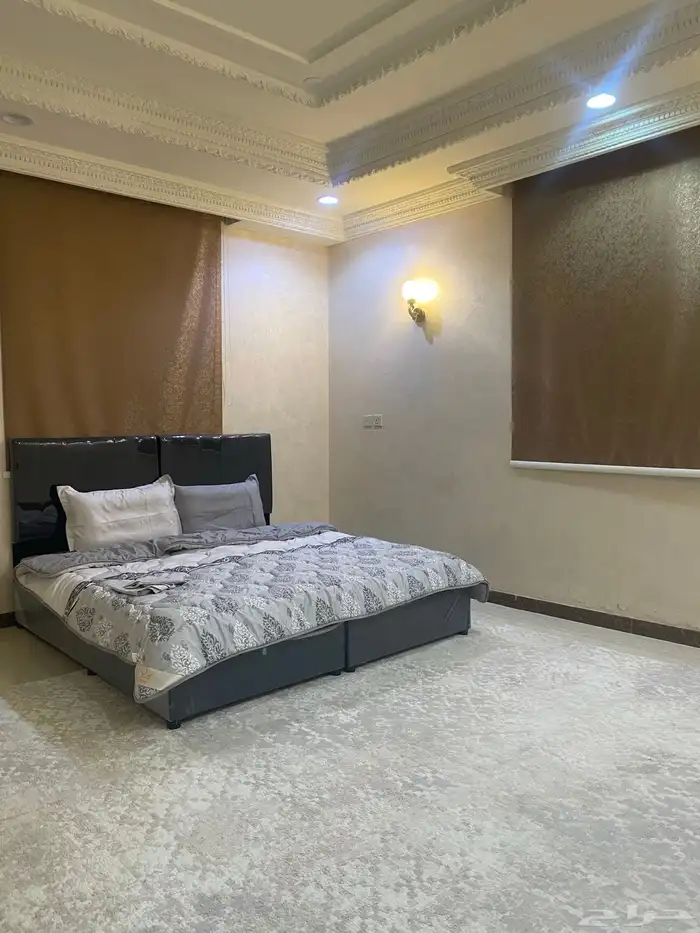 للإيجار شقة مفروشة مع حوش جزء من فلة في حي الحمدانية 5