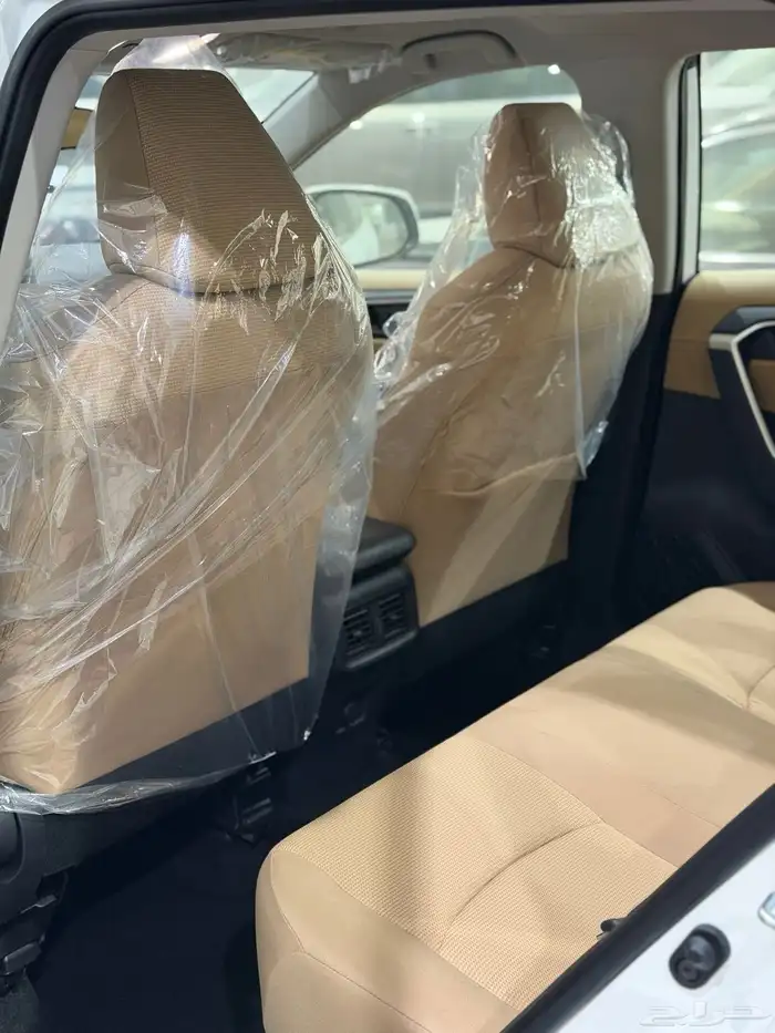 تويوتا راف فور ( LE ) استنادر بدون دبل 2025 سعودي ( بطاقة ) 3