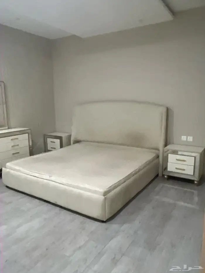 غرفة نوم للبيع 0