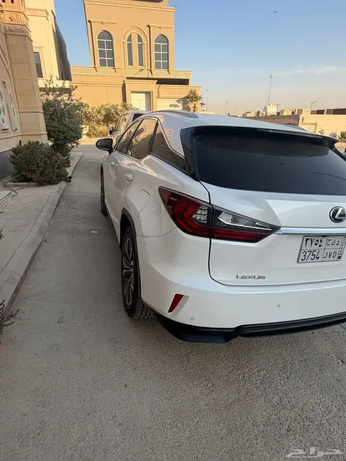 لكزس RX 2017 3