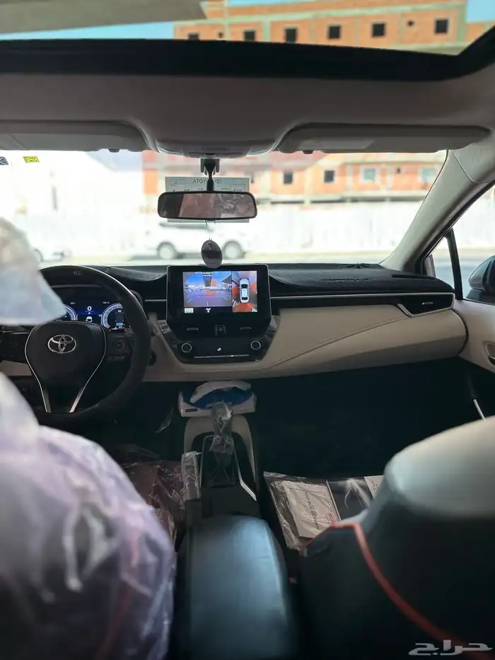 كورولا 2024 GLI هايبرد اعلى فئة - ممشى قليل - شبه وكالة 15