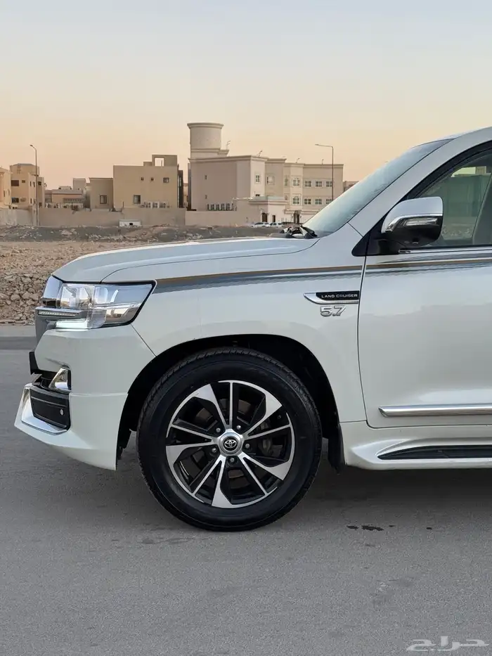 فكسار فل كامل 5.7 2017 8v 4