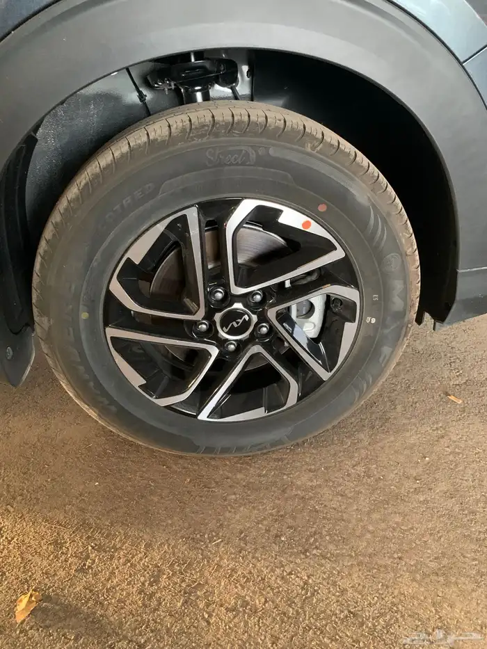 كيا كارينز مطور 7 مقاعد 2025 LX 25