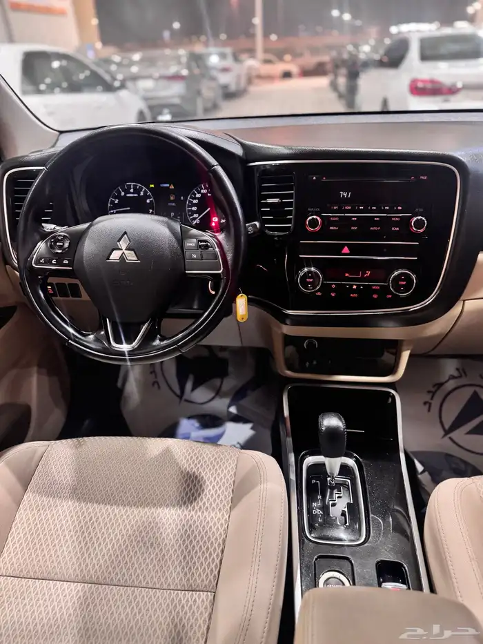 ميتسوبيشي أوتلاندر موديل 2019 15