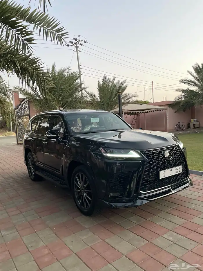 لكزس 2024 f يحمل لوحه مميزه 6