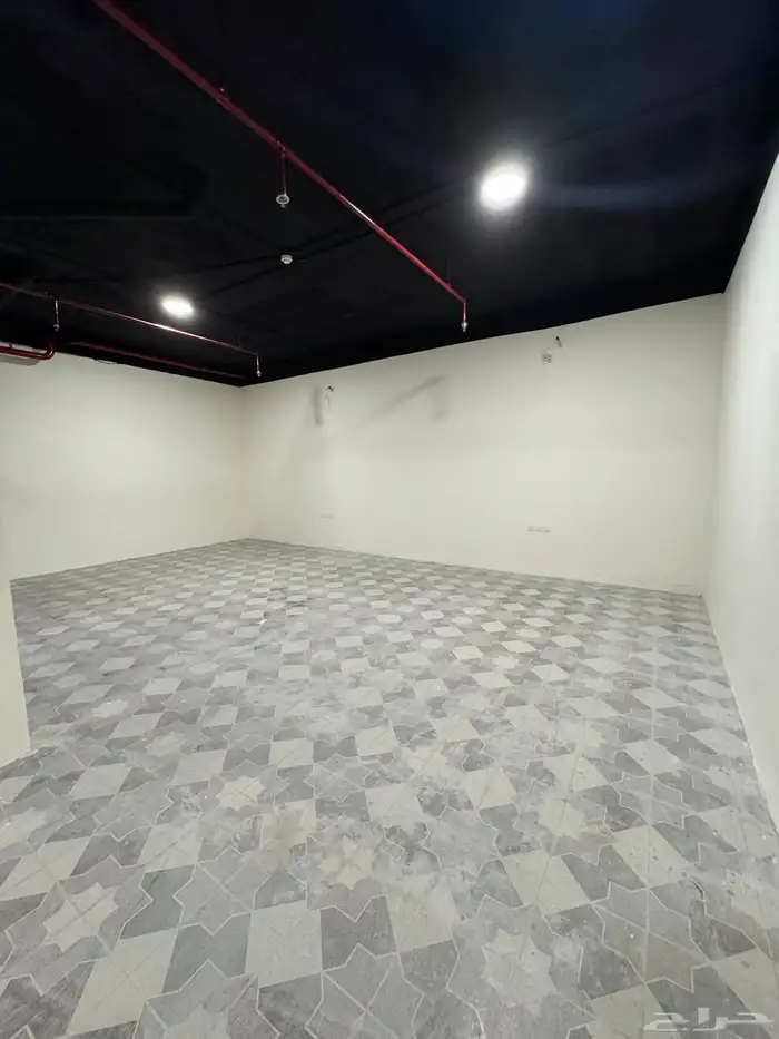 معارض للايجار الدائري الشرقي 12