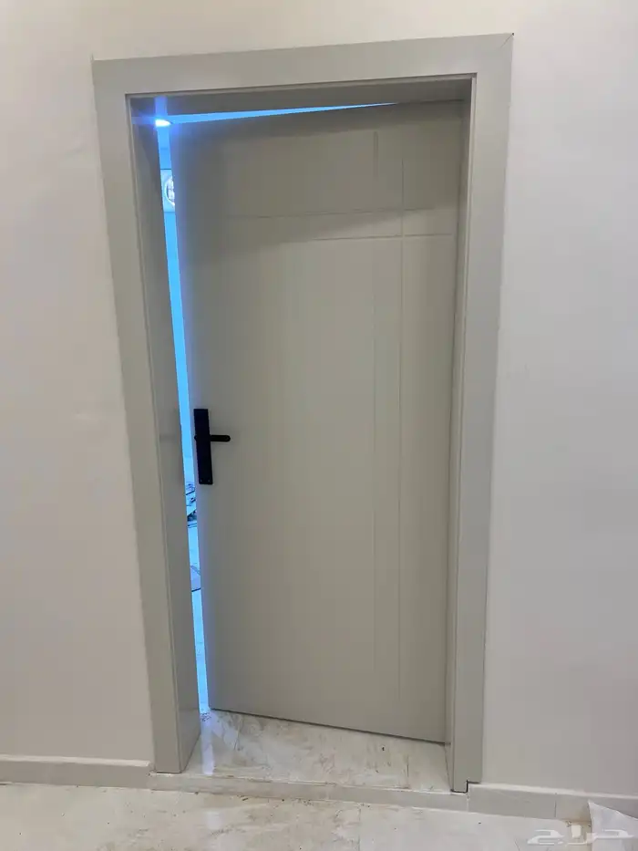 تصنع ابواب خشب حساب الطلب علي جميع انواع الخشب 4