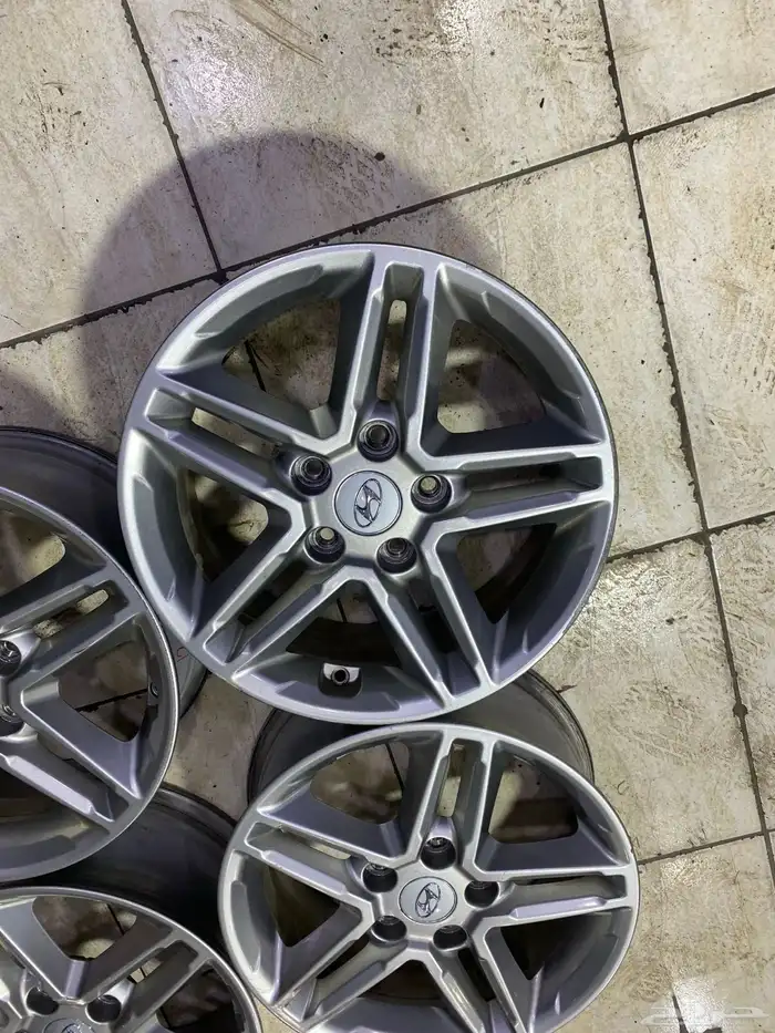 طقم جنوط كونا مقاس 16 اصليه وكاله 5