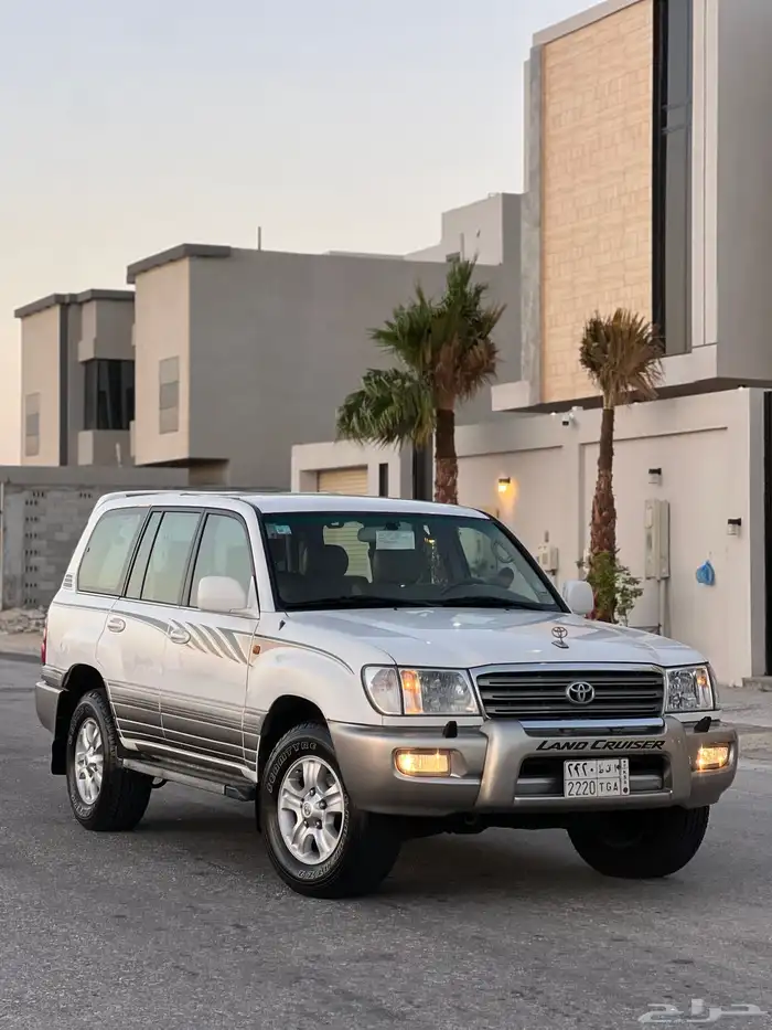 لاندكلوزر 2003 VX.R نضيف 30