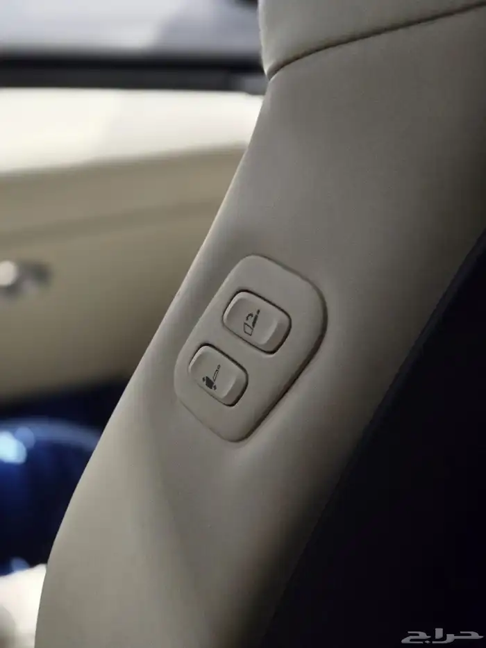 جينسس GV70 موديل 2021 بحاله ممتازه 15