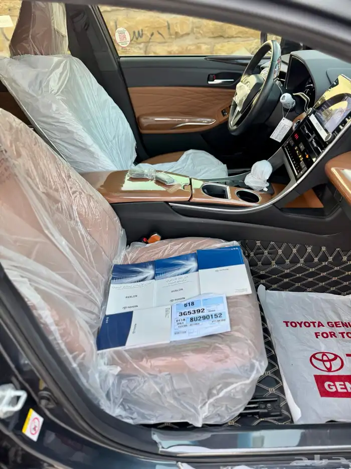 للبيع افالون 2021 ((فل كامل)) نظيفة جدا  ((ممشى قليل)) 42