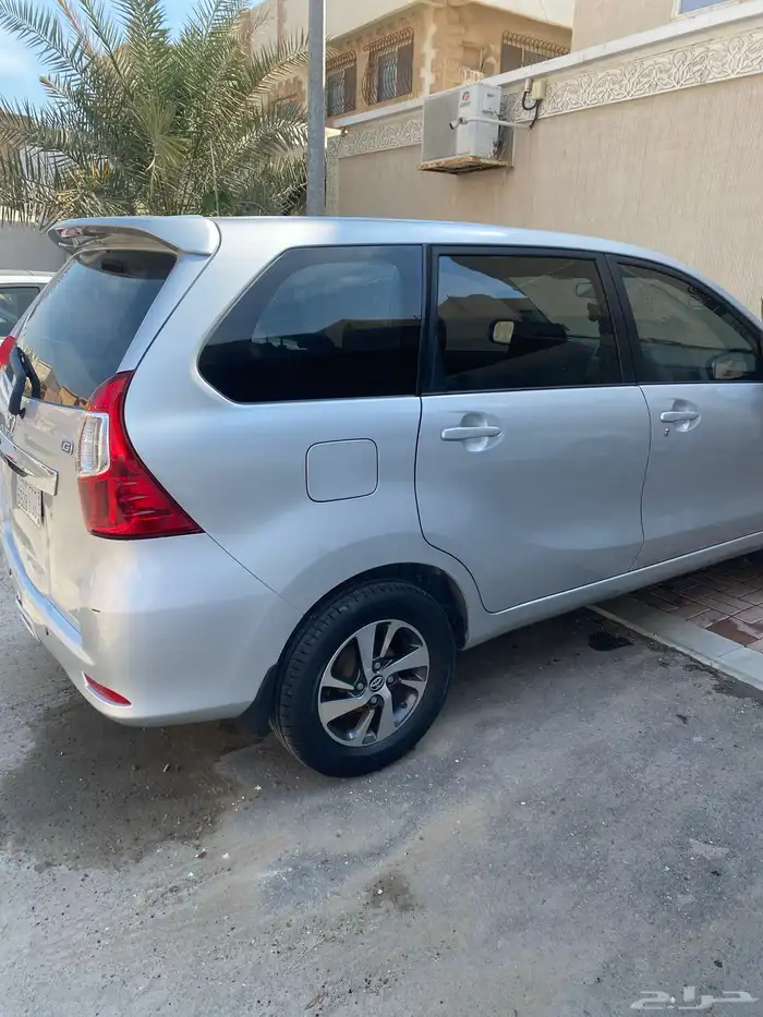 افانزا مديل 2017 5