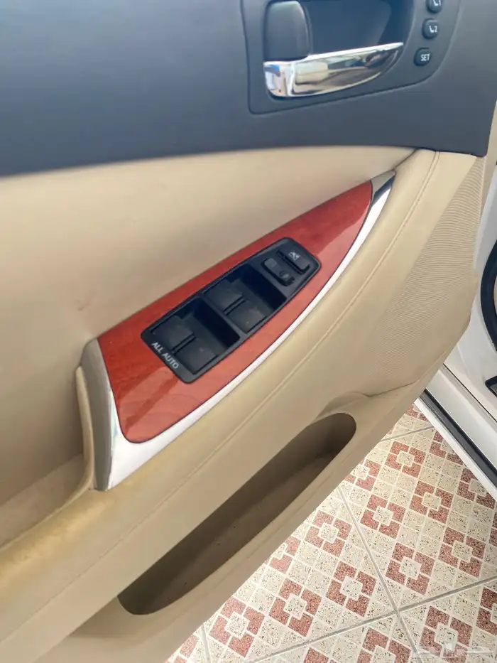 لكزس ES350 2011 8