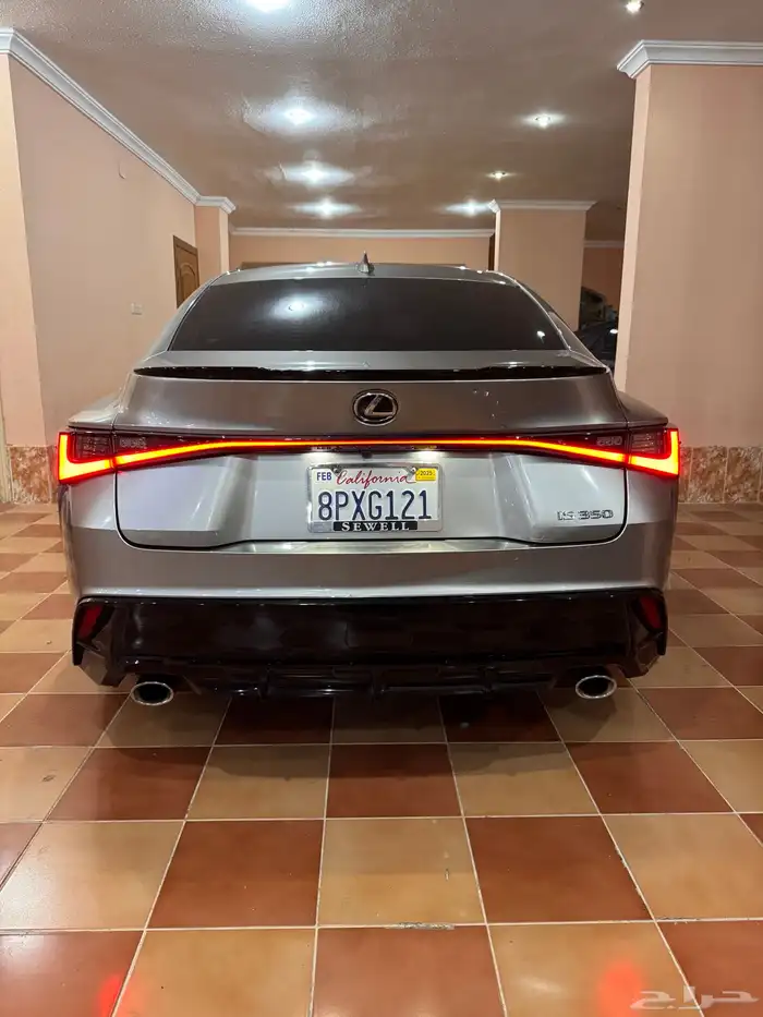 لكزس IS 350 F Sport 2023 13