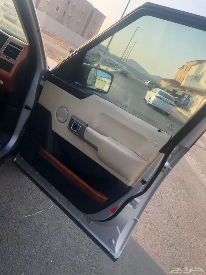 رنج روفر فوج 4