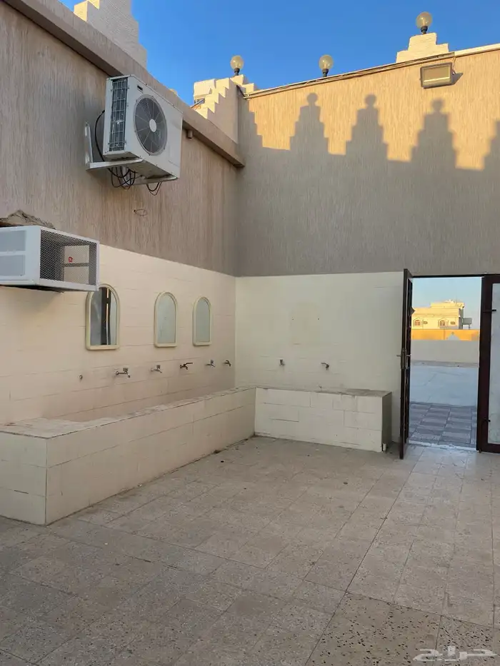 استراحة سكن عمال او مستودعات للاستثمار للأفراد والشركات 1