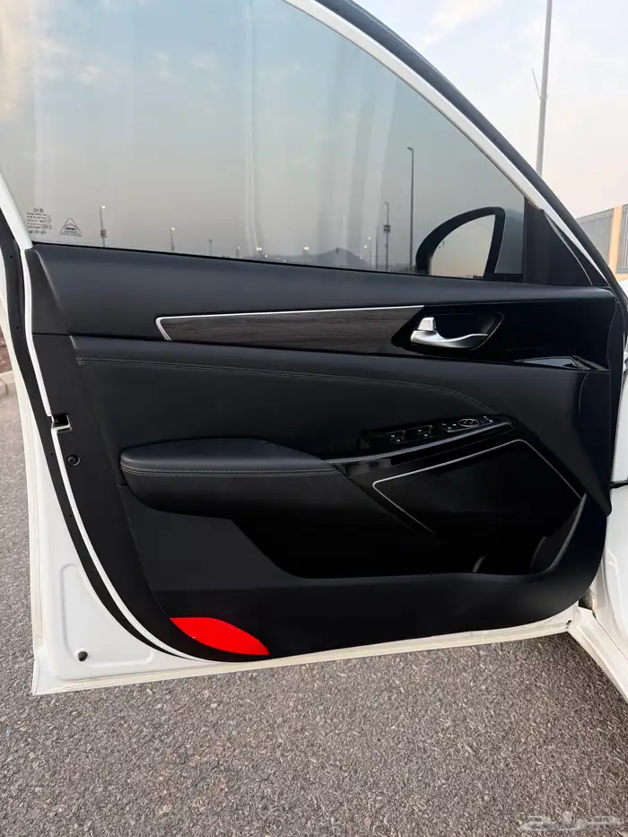 كيا K7 2020 بحالة الوكاله 16