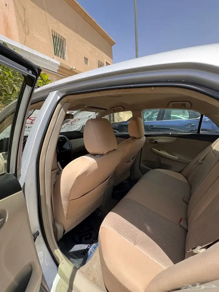 تويوتا كورولا 2013 17