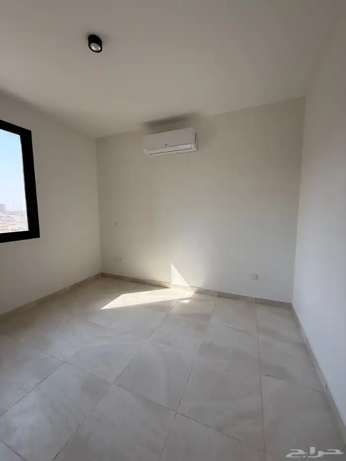 فيلا جديدة فاخرة للإيجار إسكان فالي شارعين 3500 ريال شهريا 5