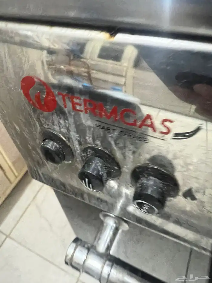 ثلاجة فرن مكيف سبلت وشباك 4