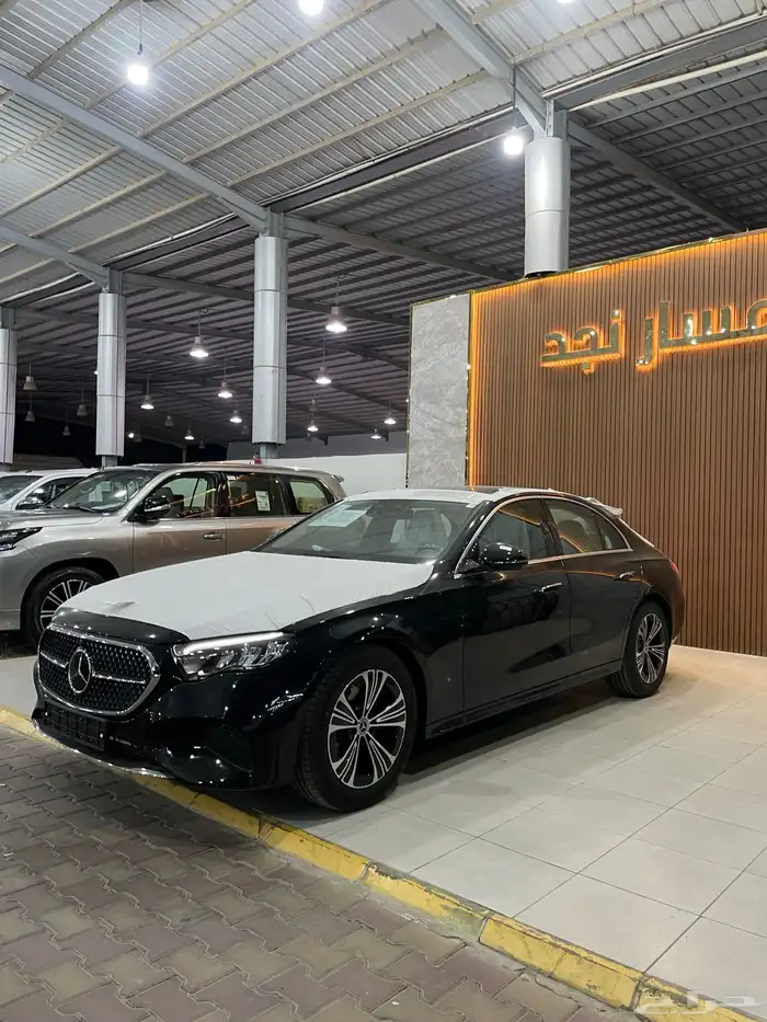 مرسيدس E200 موديل 2025 فل كامل 6