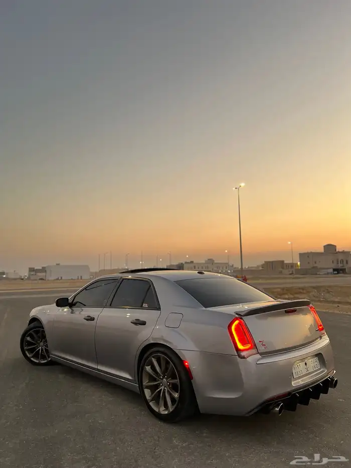 كرايسلر 2015 5.7 13