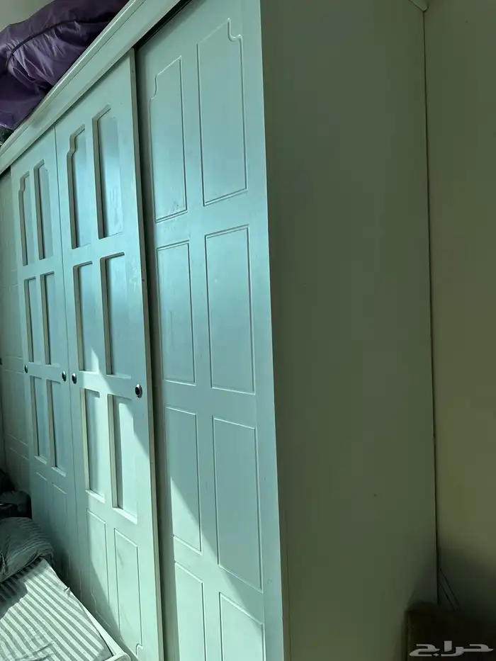 خزانة ملابس للبيع 0