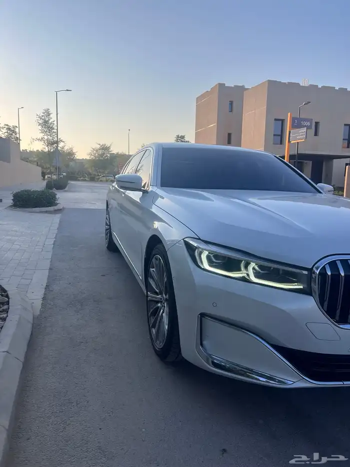 بي ام دبليو 730 بدي وكالة ممشى قليل 0